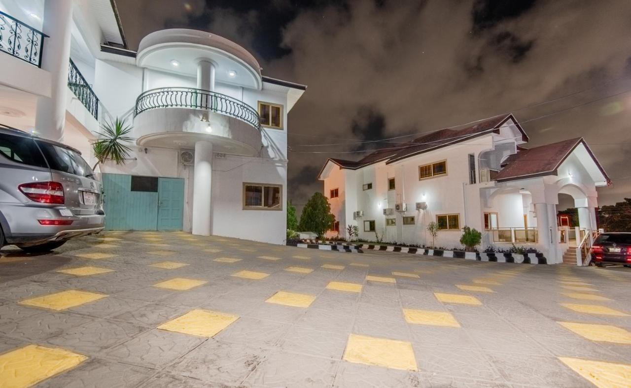 The Winford Boutique Hotel Airport Accra Exterior photo